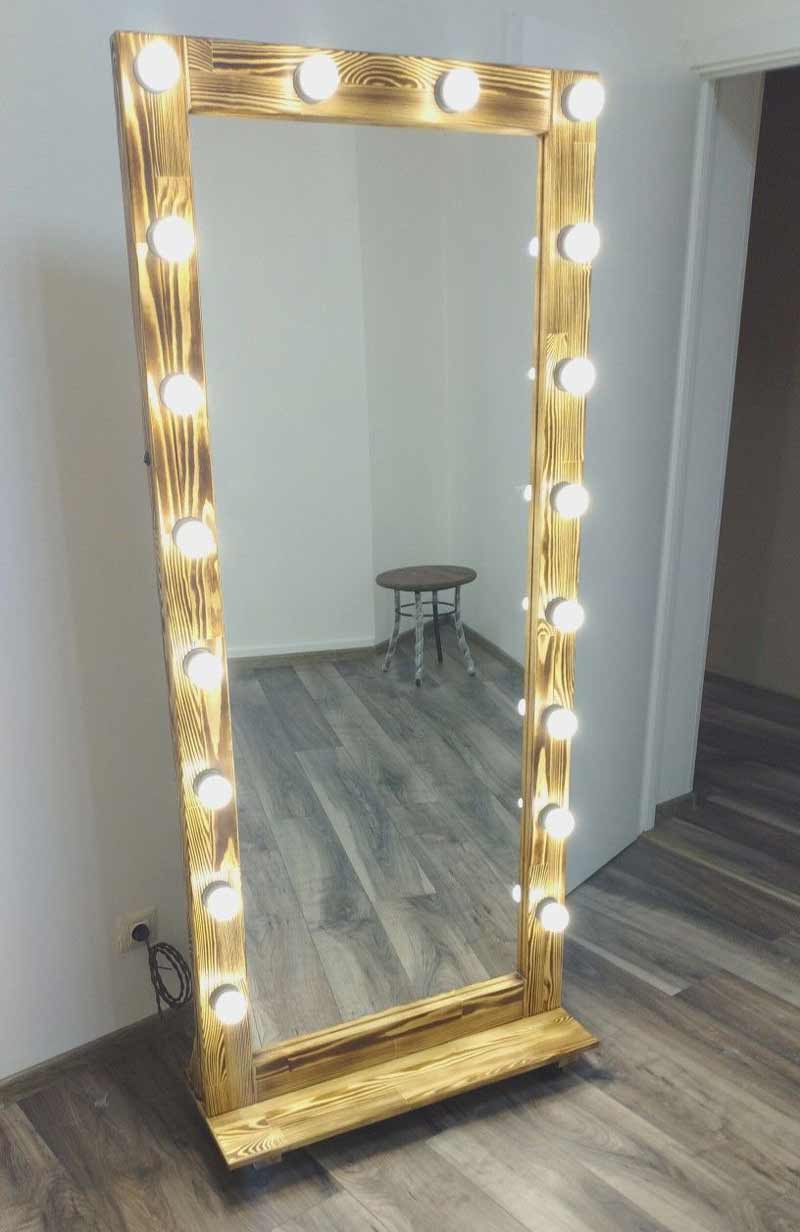 آینه-قدی-چرخ-دار-هالیوودی آینه قدی چرخدار